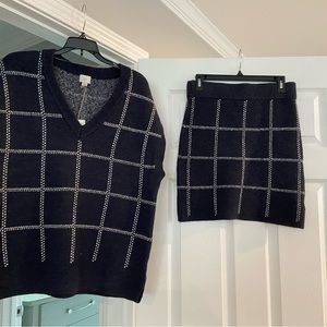 A New Day v neck sweater vest and skirt set! Navy and white. Target